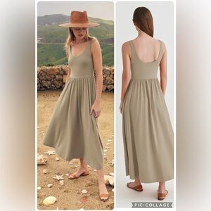 Cuyana Scoop Neck Fit And Flare Dress Size S